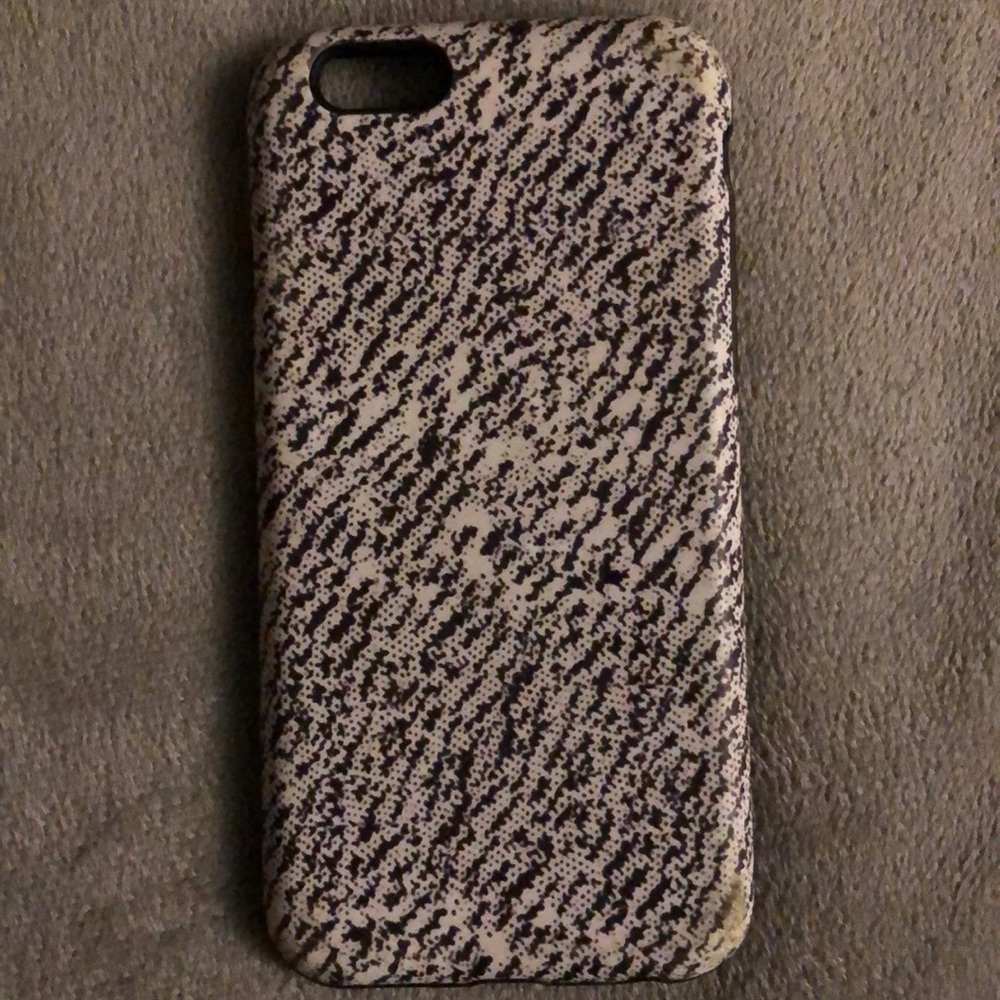Yeezy Printed IPhone 6S Case 📱🖤